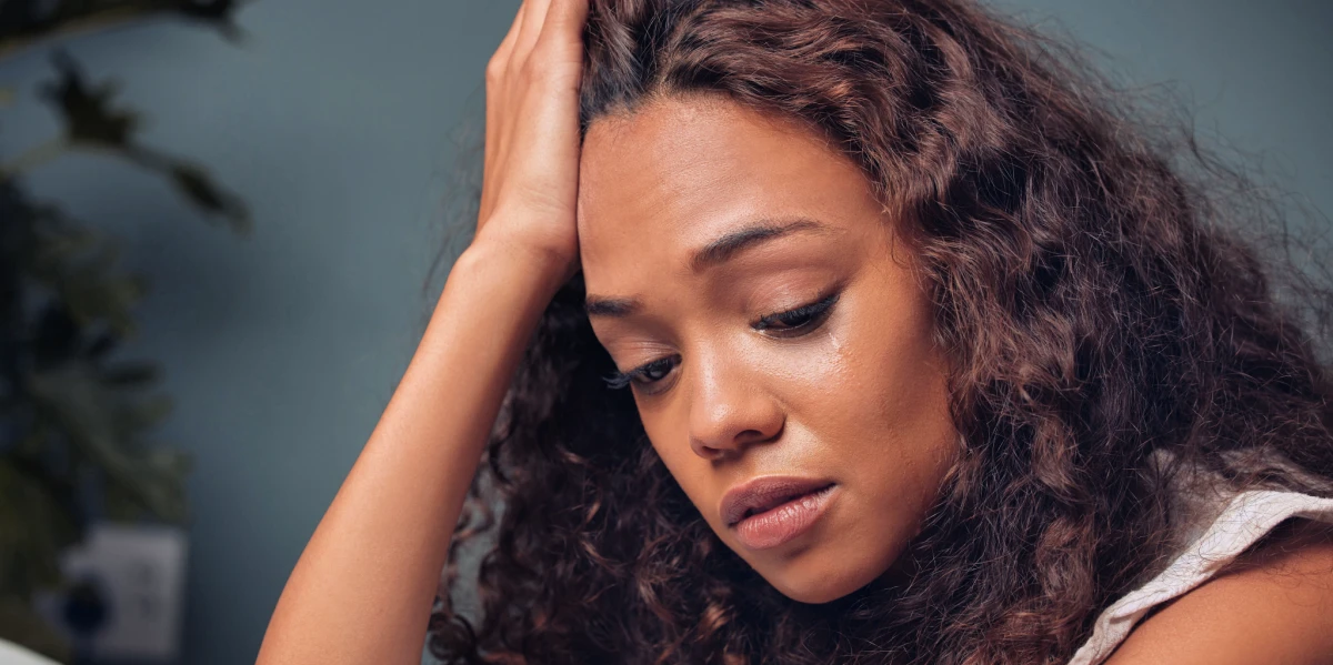 11 Sad-But-True Signs You're Suffering From Love Trauma