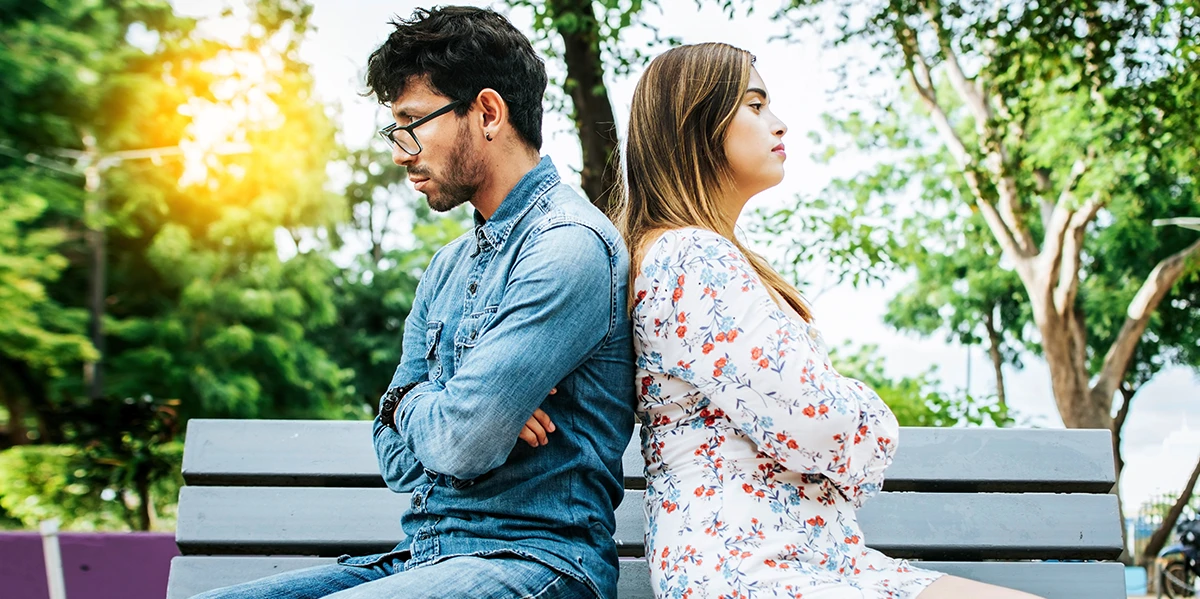 Do Not Normalize These 10 Relationship Red Flags